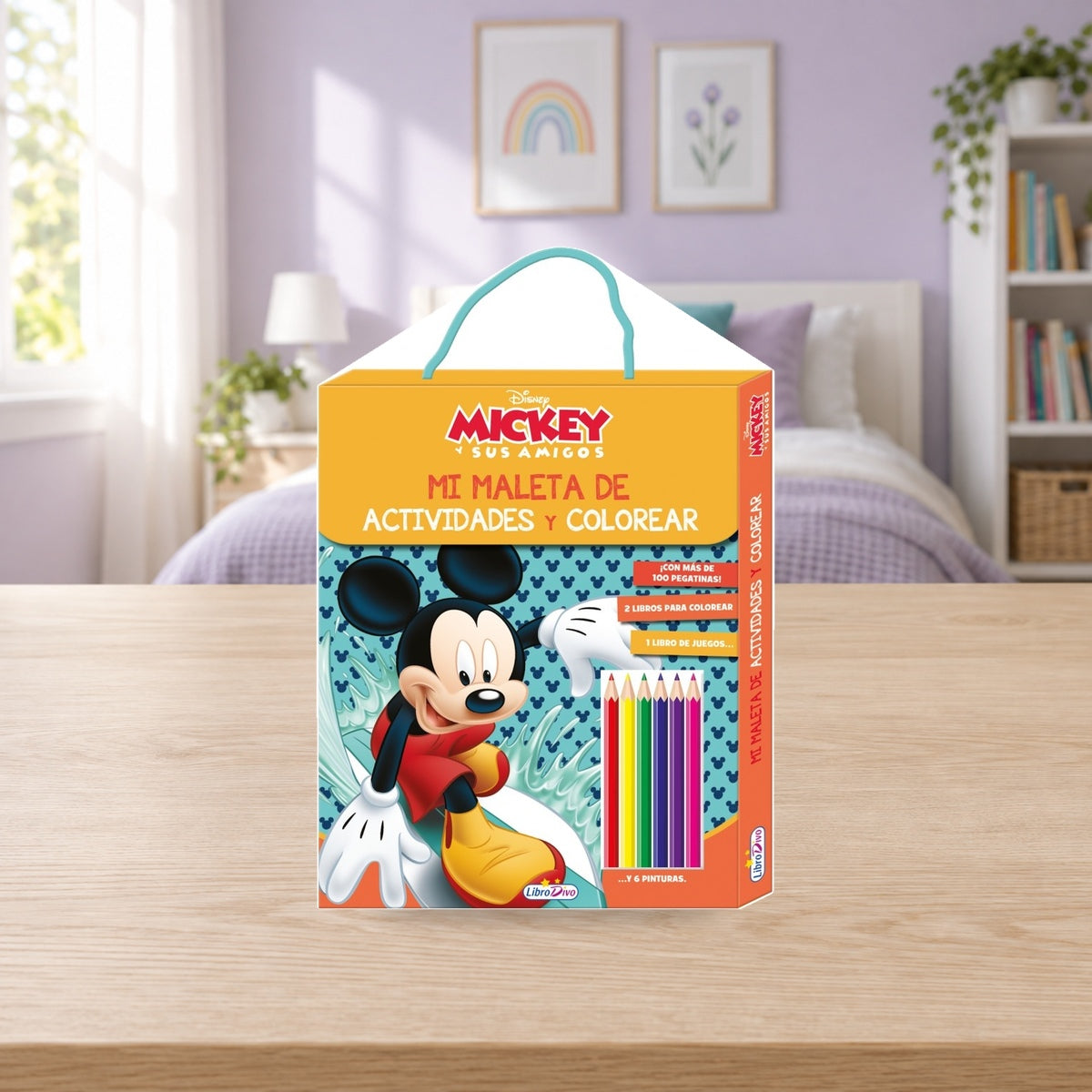 Composición de ambiente con fotografía original: Maletín de actividades para colorear Mickey