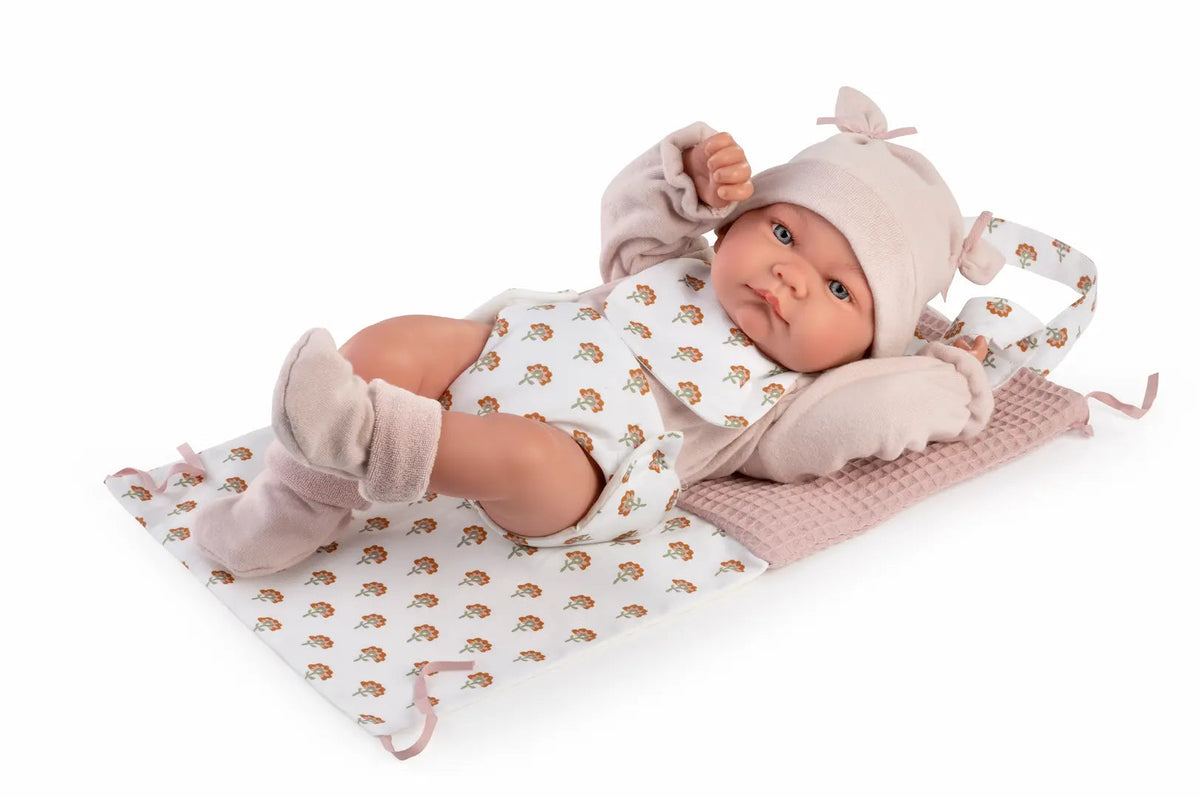 Muñeca bebé Nica con bolso cambiador 42 cm · Antonio Juan — otra perspectiva