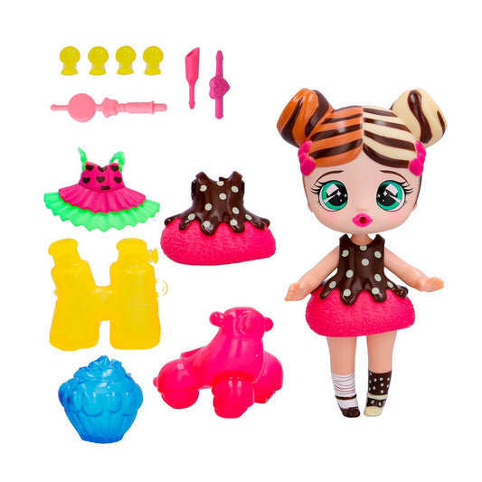 Effy con sus accesorios
