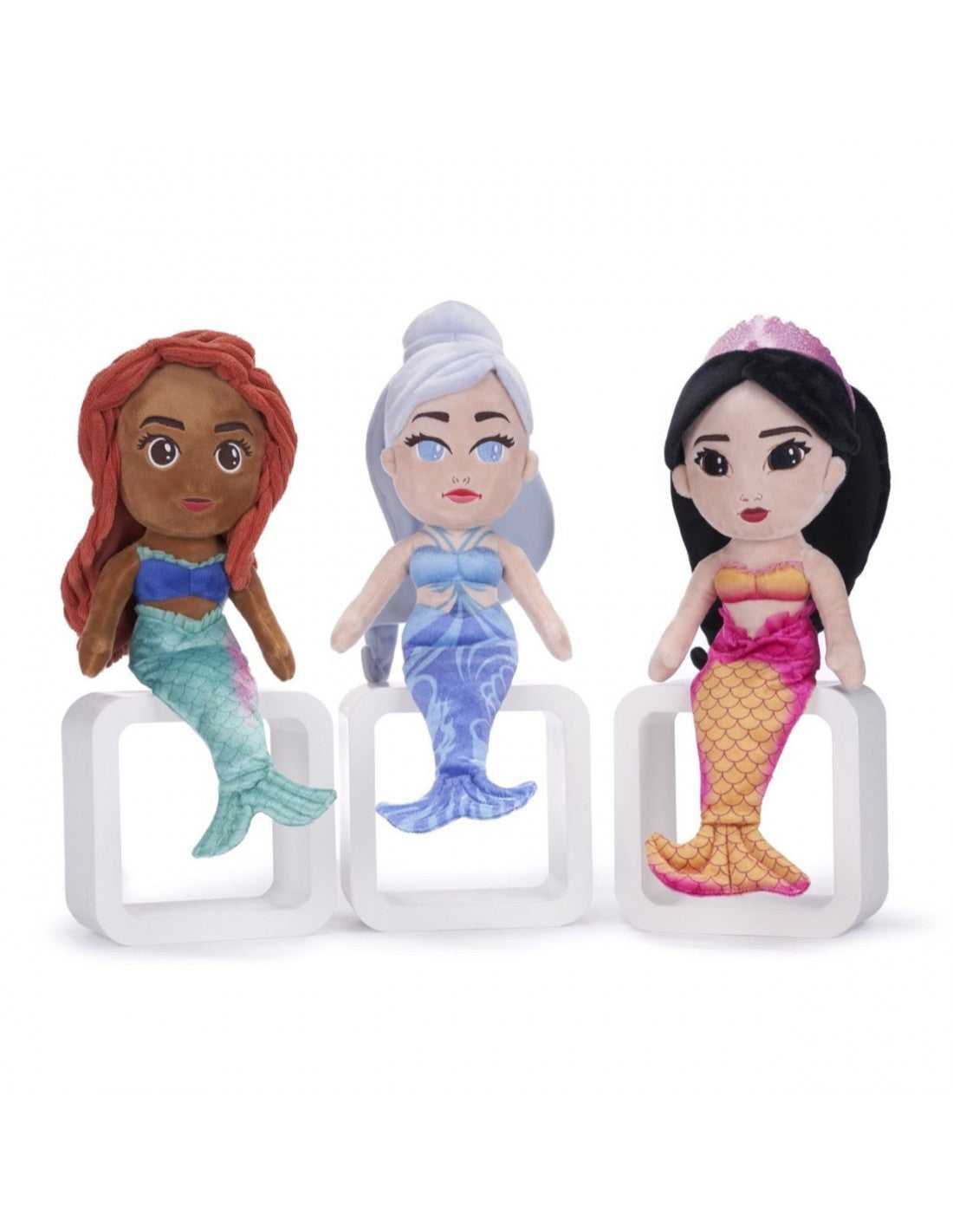 Peluches La Sirenita de 30 cm: tres modelos del surtido. Se vende una unidad.
