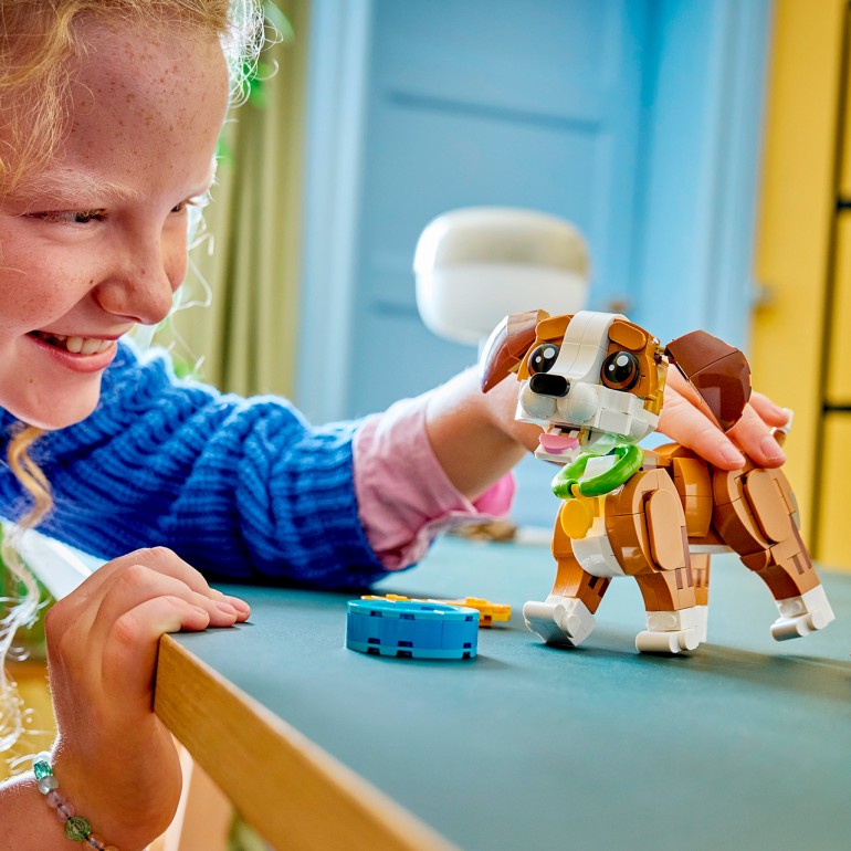 LEGO Creator 3 en 1 – Cachorro juguetón (31382) - en uso